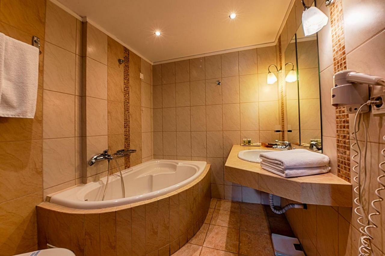 Hotel Nostos Kastoria Eksteriør billede